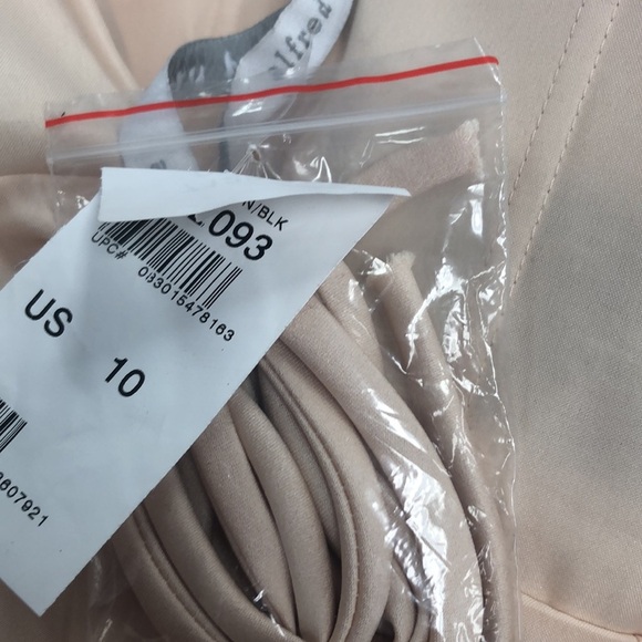 Alfred Angelo strapless dress - Picture 6 of 6